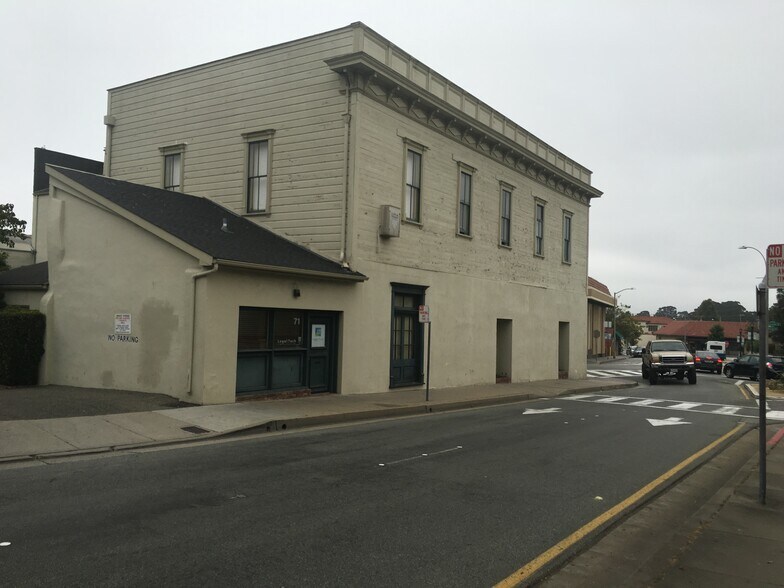 More Photos Of 486 Alvarado St, Monterey Storefront Retail Office For Lease