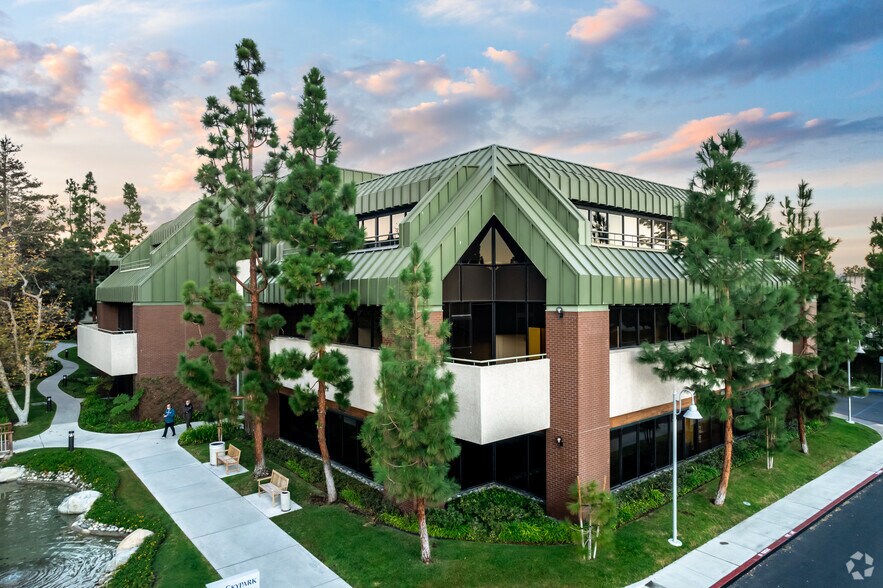 More Photos Of 23430 Hawthorne Blvd, Torrance Unknown For Lease