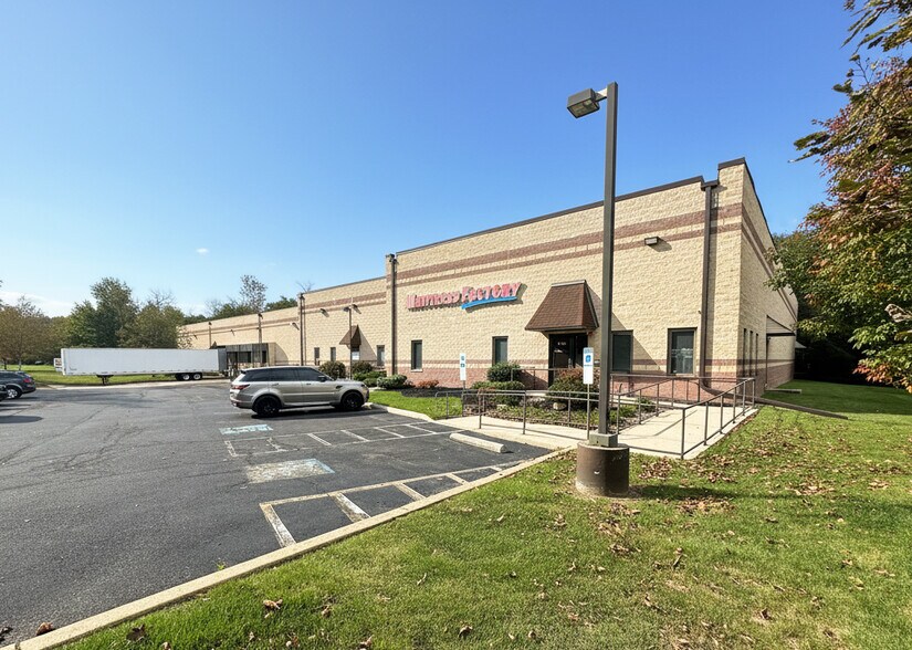 Primary Photo Of 1440 Wells Dr, Bensalem Distribution For Sale