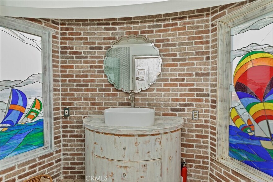 More Photos Of 1 Anderson St, Seal Beach Specialty For Sale