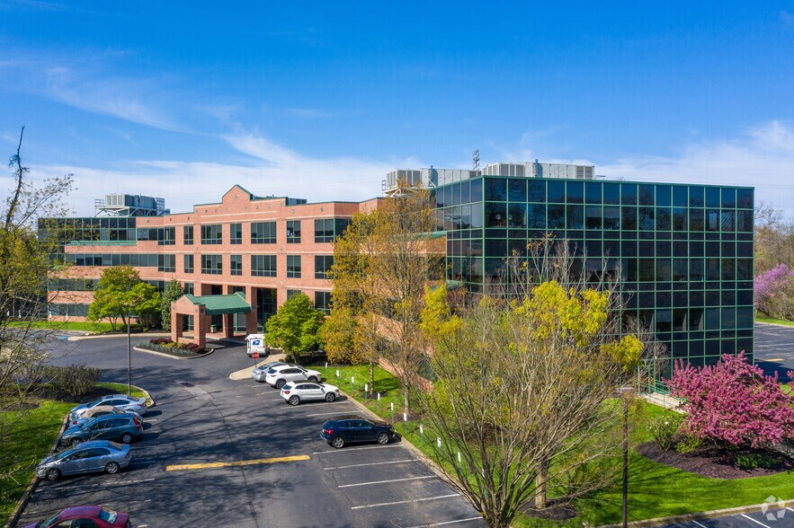 More Photos Of 930 Harvest Dr, Blue Bell Office For Lease