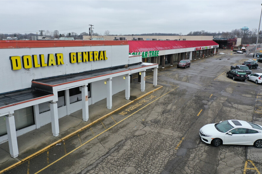 Primary Photo Of 539 Valley Dr, Oceana Storefront For Lease