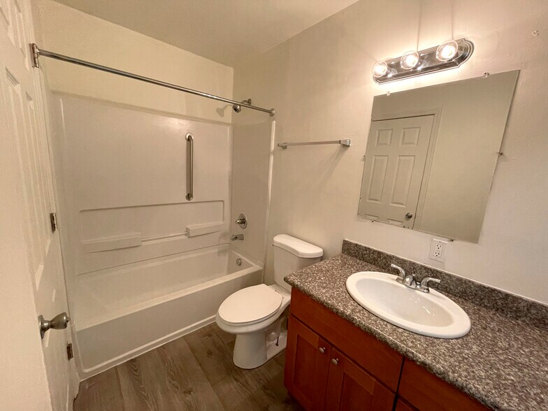 More Photos Of 9404-9416 N Lombard St, Portland Apartments For Sale