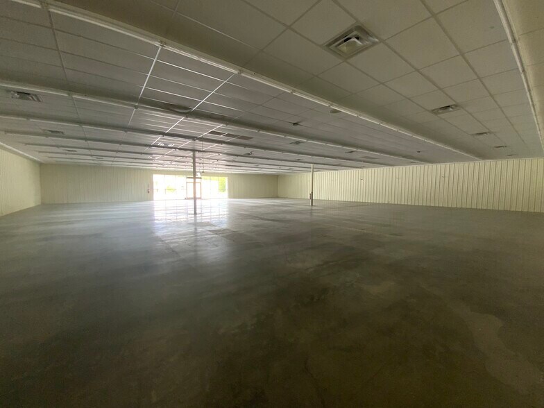 More Photos Of 104 Hwy 64 E, Hayesville Freestanding For Sale