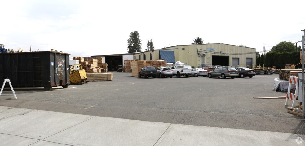 More Photos Of 15561 SW Oregon St, Sherwood Warehouse For Lease