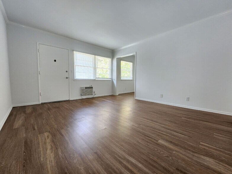 More Photos Of 1944 S Beverly Glen Blvd, Los Angeles Apartments For Sale