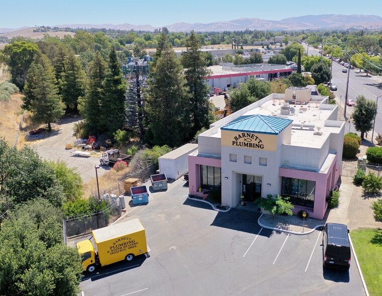 More Photos Of 744 E Airway Blvd, Livermore Storefront Retail Office For Sale