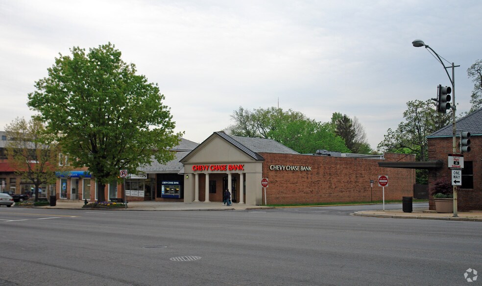 More Photos Of 5700-5714 Connecticut Ave NW, Washington Unknown For Lease