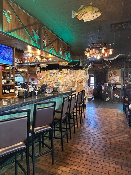 More Photos Of 4050 NW Federal Hwy, Jensen Beach Restaurant For Sale