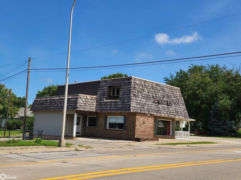 More Photos Of 106 E 7th St, Atlantic Office For Sale