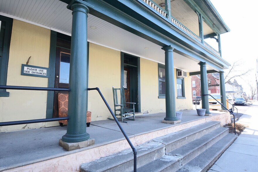 More Photos Of 101 S Main St, Richlandtown Restaurant For Sale