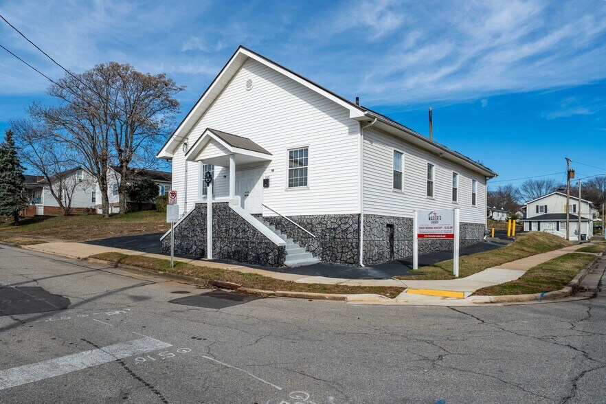 More Photos Of 1025 Maple St, Kingsport Religious Facility For Sale