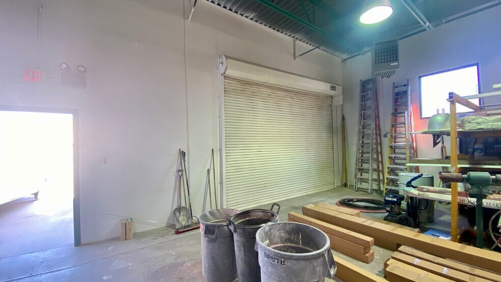 More Photos Of 11020 Argal Ct, El Paso Warehouse For Sale