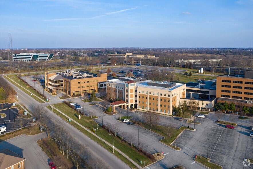 More Photos Of 160 N Eagle Creek Dr, Lexington Medical For Lease