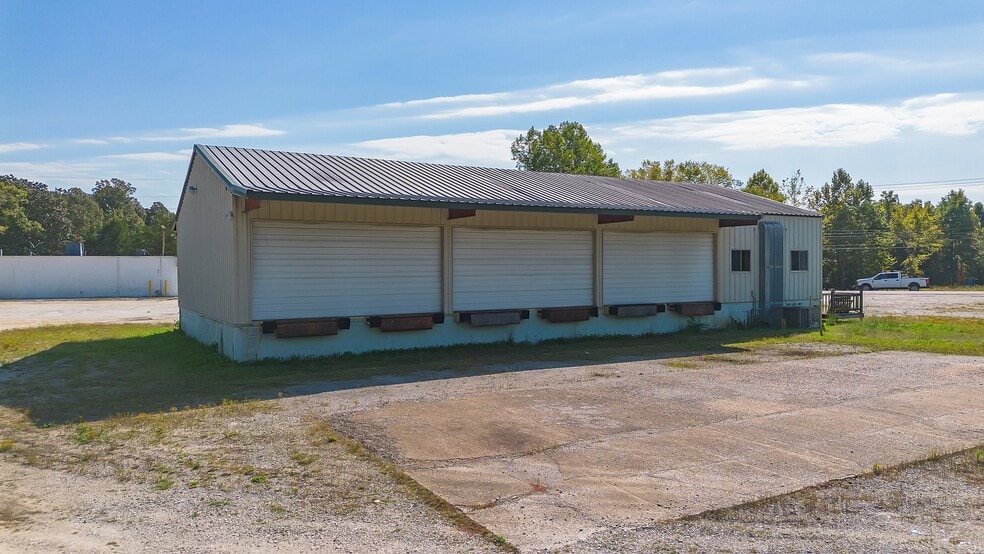 More Photos Of 823 Whitehall St, Jackson Warehouse For Sale