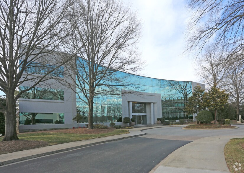 More Photos Of 7025 Albert Pick Rd, Greensboro Unknown For Sale