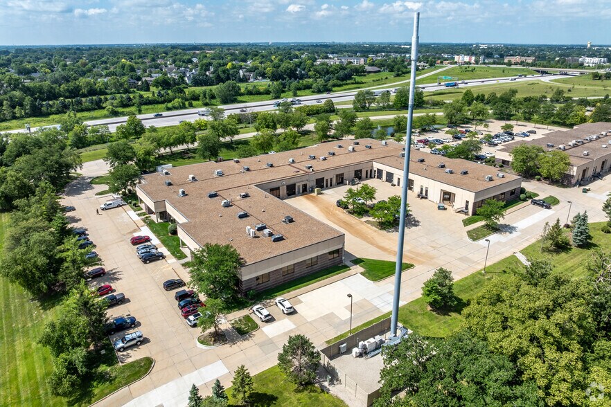 More Photos Of 8101 Birchwood Ct, Johnston Flex For Sale