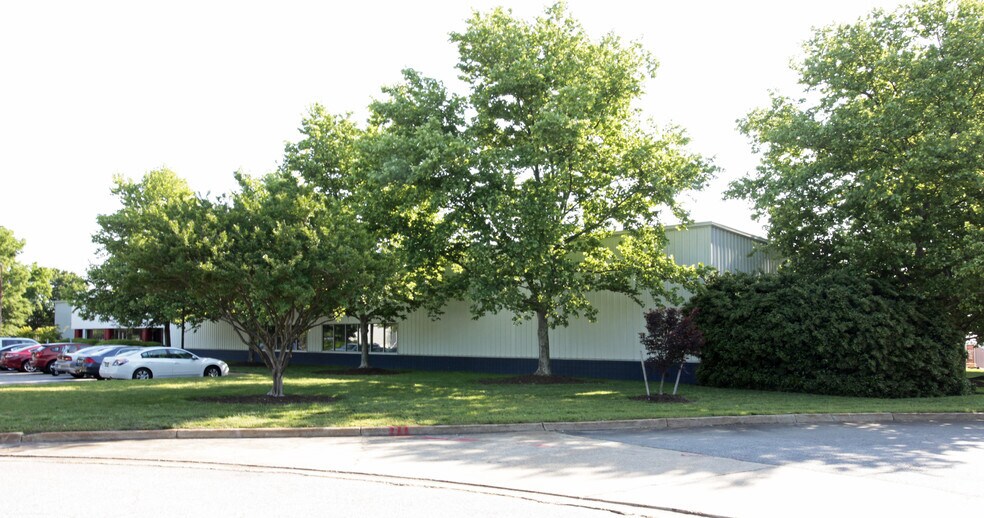 More Photos Of 809 Principal Ct, Chesapeake Manufacturing For Lease