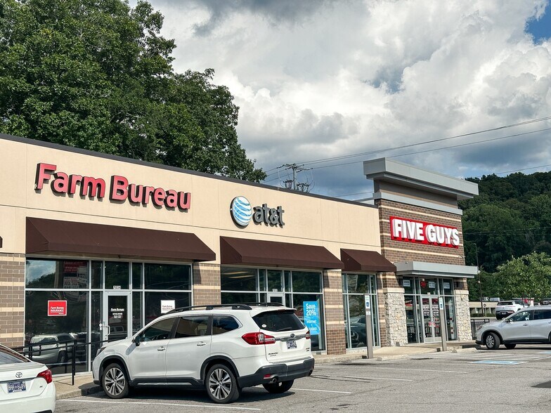 More Photos Of 7026 Highway 70 S, Nashville Unknown For Lease