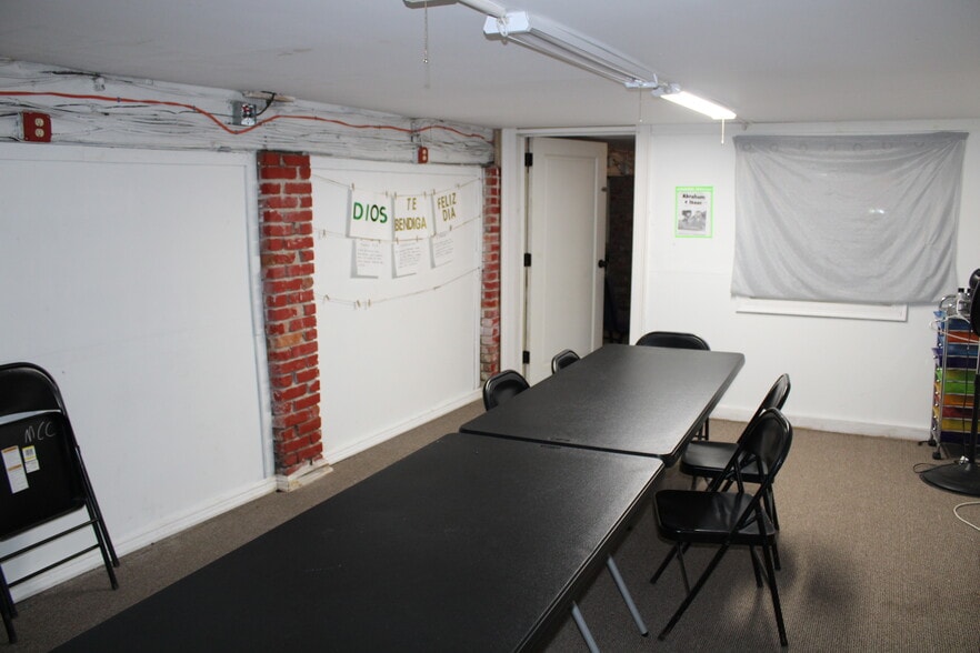 More Photos Of 4 Parkman St, Boston Storefront For Sale