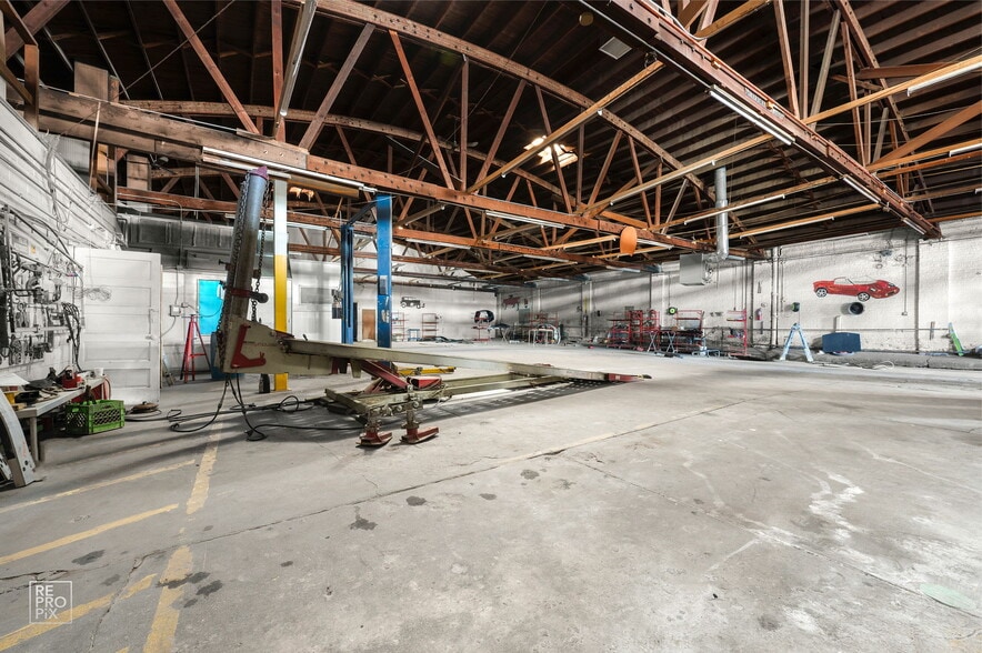 More Photos Of 1123 W Catalpa Ave, Chicago Industrial For Lease