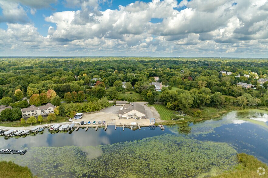 More Photos Of 99 Kazimour Dr, Port Barrington Marina For Lease