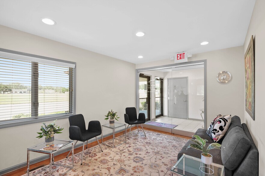 More Photos Of 24825 Eureka Rd, Taylor Office For Sale