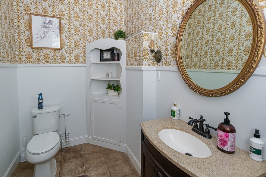 More Photos Of 799 Whitthorne St, Shelbyville Hospitality For Sale