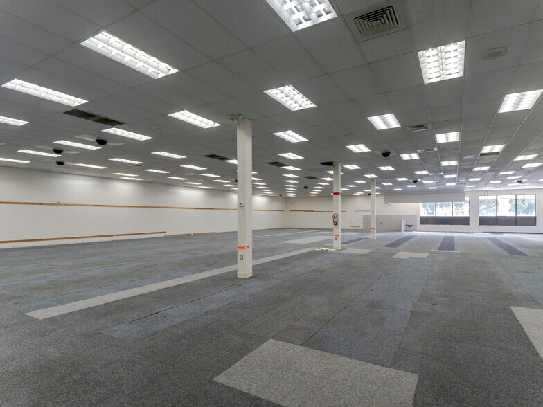 More Photos Of 6980 W Commercial Blvd, Lauderhill Drugstore For Sale