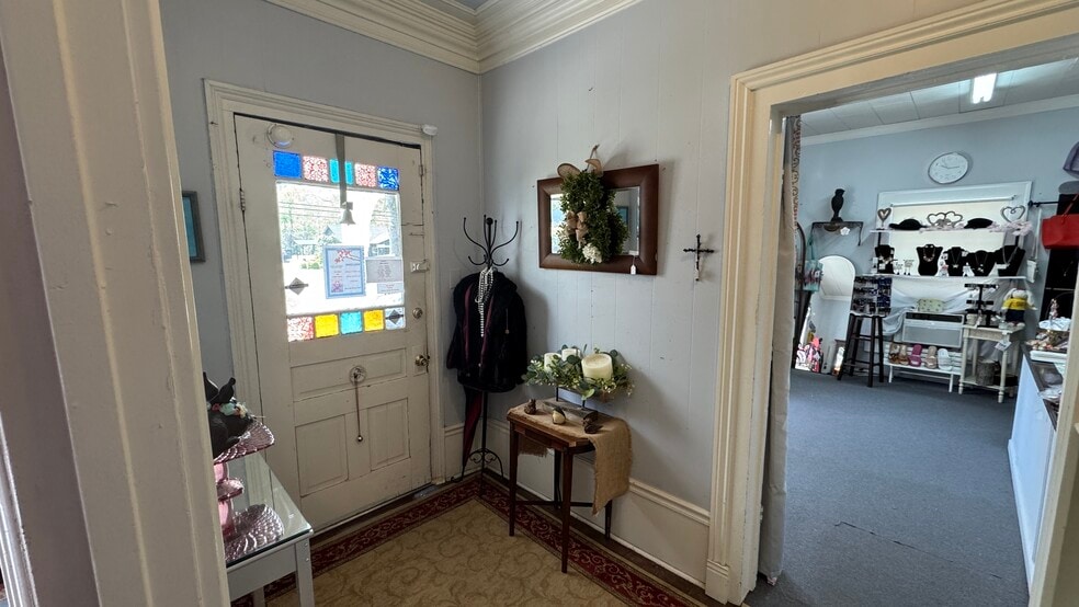 More Photos Of 6720 S Sweetwater Rd, Lithia Springs Office For Sale