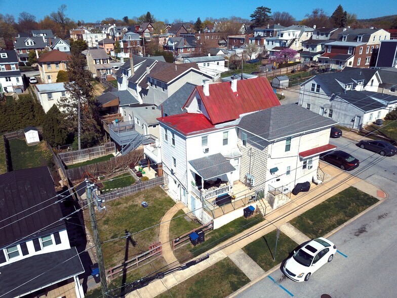 More Photos Of 800 Forrest St, Conshohocken Apartments For Sale