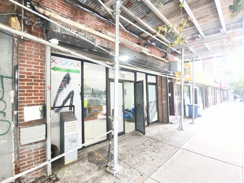 More Photos Of 76 Manhattan Ave, Brooklyn Storefront Retail Office For Lease