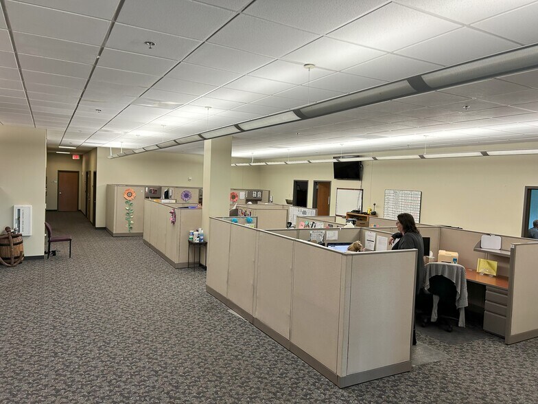 More Photos Of 8055 N Highway 67, Texarkana Industrial For Sale