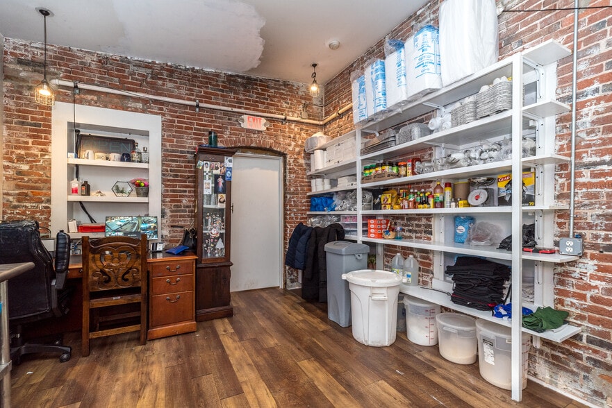 More Photos Of 9 Church St, Lambertville General Retail For Sale