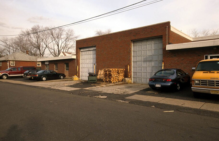 More Photos Of 60-70 Worth St, South Hackensack Warehouse For Lease