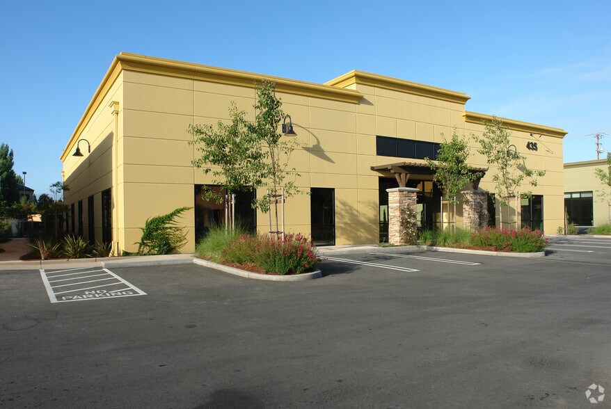 More Photos Of 435 N Whisman Rd, Mountain View Office For Sale
