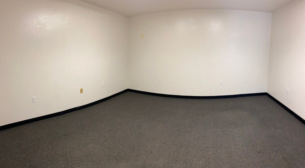More Photos Of 6100 Enterprise Dr, Diamond Springs Light Distribution For Lease