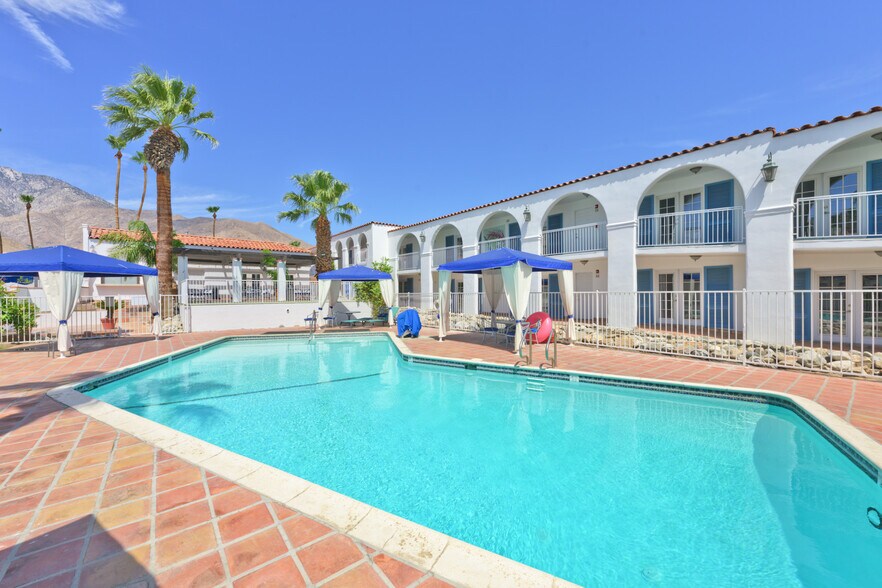 More Photos Of 2330 N Palm Canyon Dr, Palm Springs Hotel For Sale