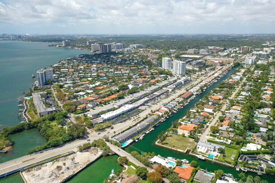 More Photos Of 2104-2150 NE 123rd St, North Miami Unknown For Lease