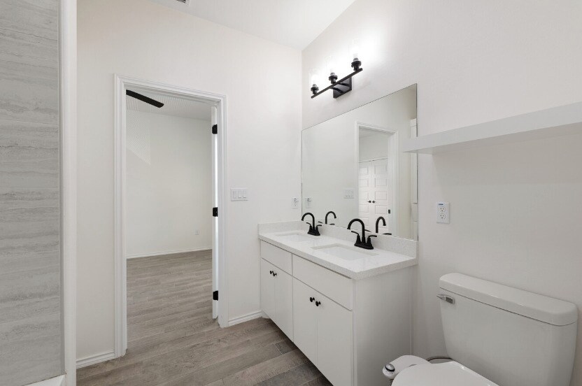 More Photos Of 200 Cub Cir, La Feria Apartments For Sale