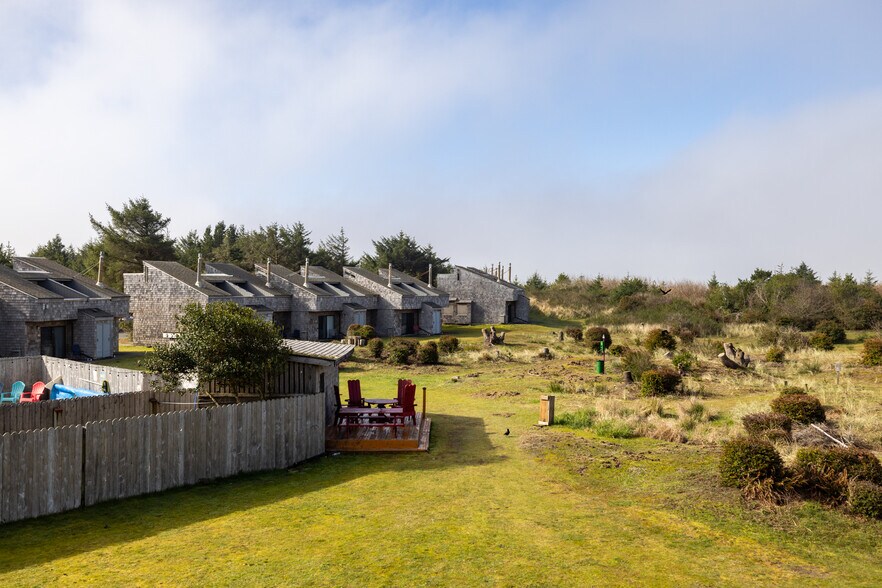 More Photos Of 11 Chabot Rd, Copalis Beach Hotel For Sale
