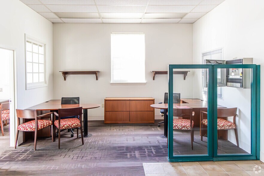 More Photos Of 100 Powerville Rd, Boonton Township Bank For Sale