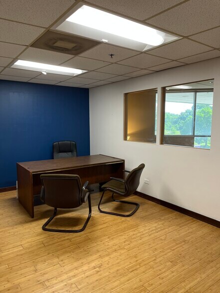 More Photos Of 15426 70th Ct, Orland Park Light Distribution For Sale