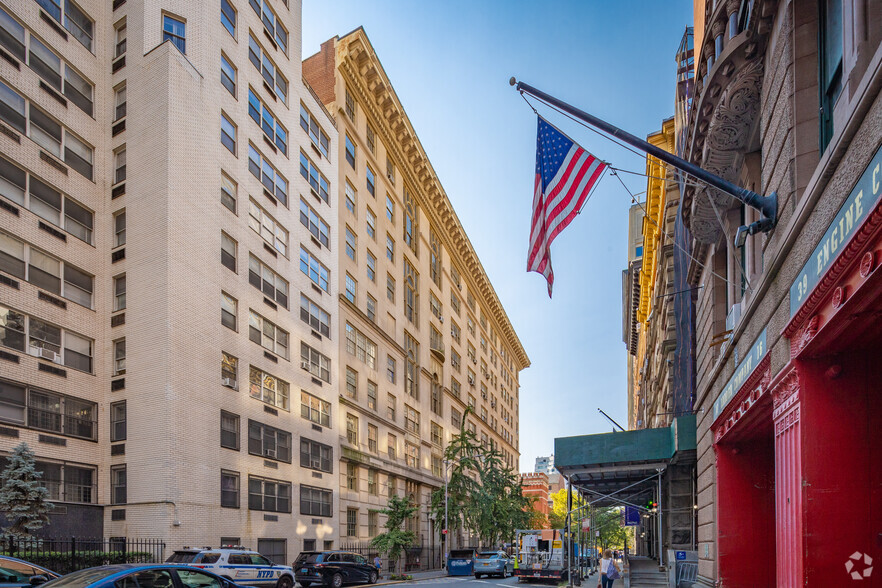 More Photos Of 130 E 67th St, New York Apartments For Sale