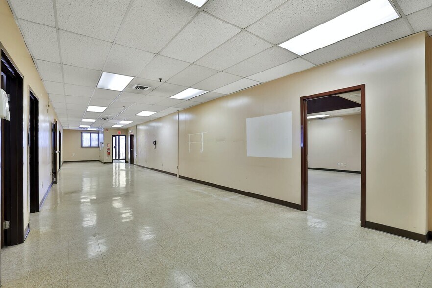 More Photos Of 50 Snake Hill Rd, West Nyack Warehouse For Lease