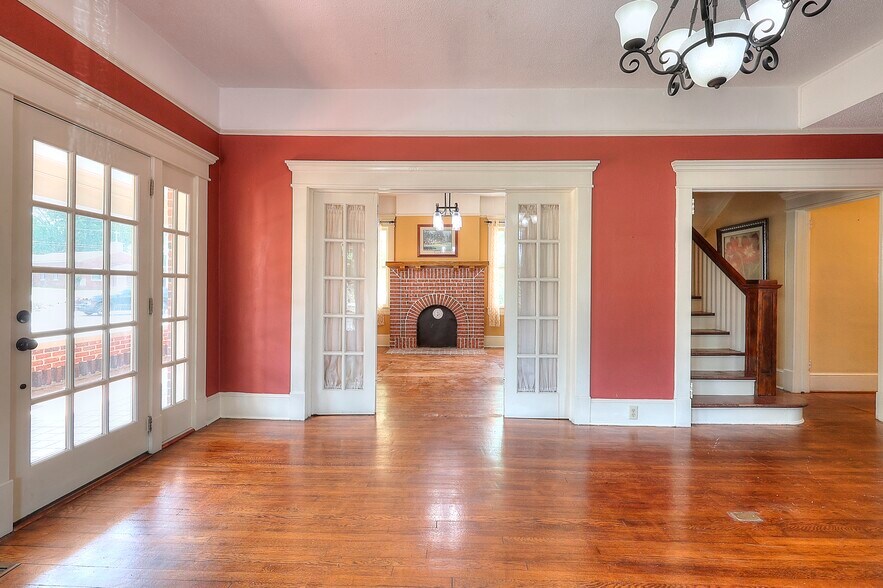 More Photos Of 338 N Broad St, Monroe Office Residential For Sale