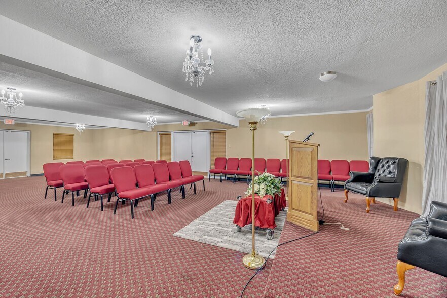 More Photos Of 1700 Evans Ave, Fort Worth Funeral Home For Sale