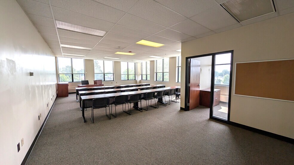 More Photos Of 1030 E Jefferson Blvd, South Bend Office For Lease