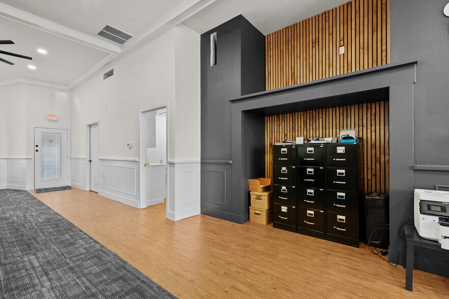 More Photos Of 215-225 N Main St, Mount Angel Freestanding For Lease