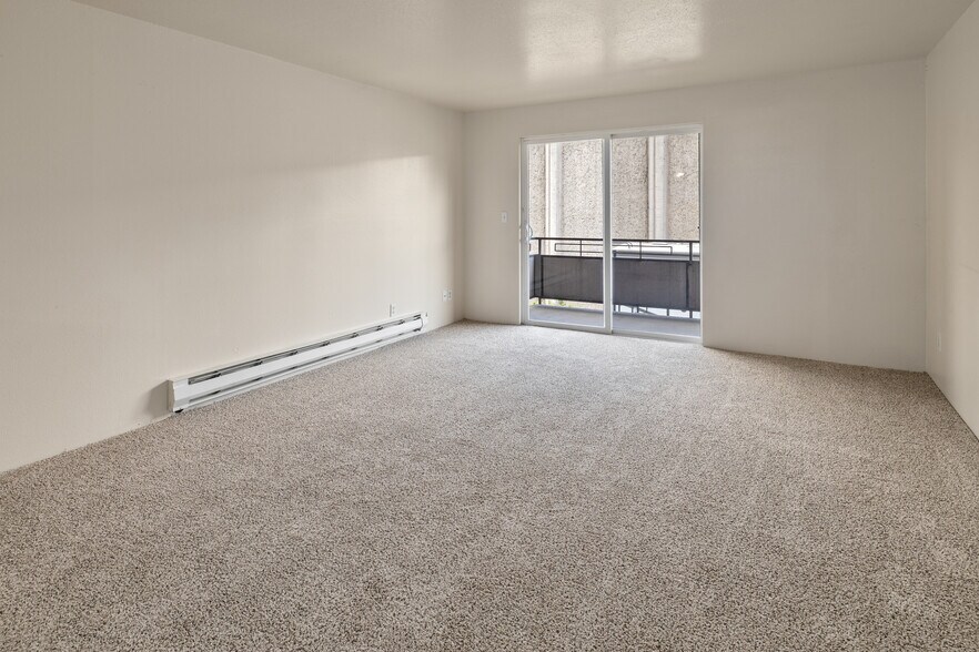 More Photos Of 2517 Howard Ave, Everett Apartments For Sale